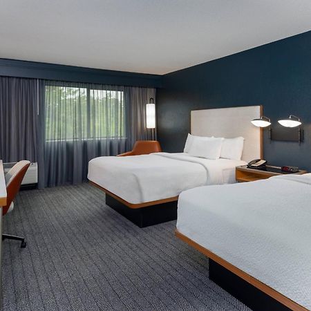 Courtyard Tallahassee North/I-10 Capital Circle מראה חיצוני תמונה