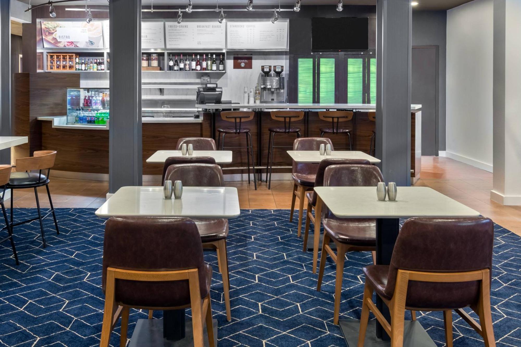Courtyard Tallahassee North/I-10 Capital Circle מראה חיצוני תמונה