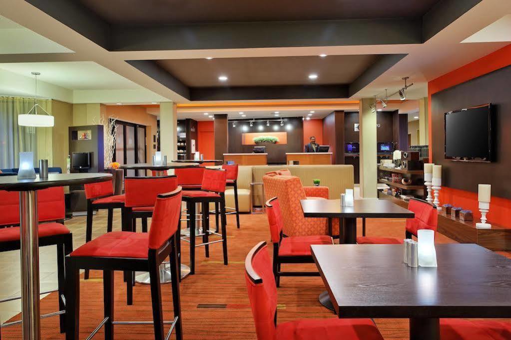 Courtyard Tallahassee North/I-10 Capital Circle מראה חיצוני תמונה